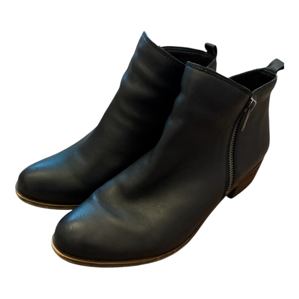 12 Lucky Brand Basel black leather booties